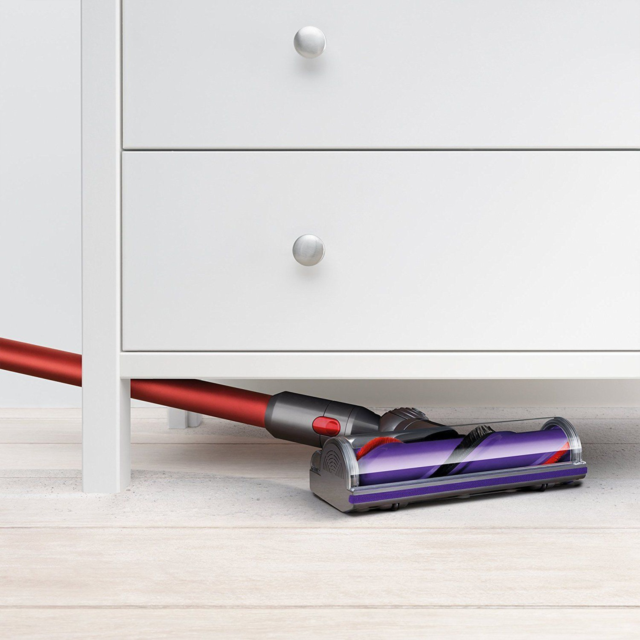 30% off on Dyson Cyclone V10 Vacuum | OneDayOnly