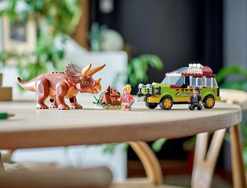 LEGO Jurassic Park Triceratops Research, Jurassic World Toy, Fun Birthday  Gift Idea for Kids Ages 8 and Up, Featuring a Buildable Ford Explorer Car