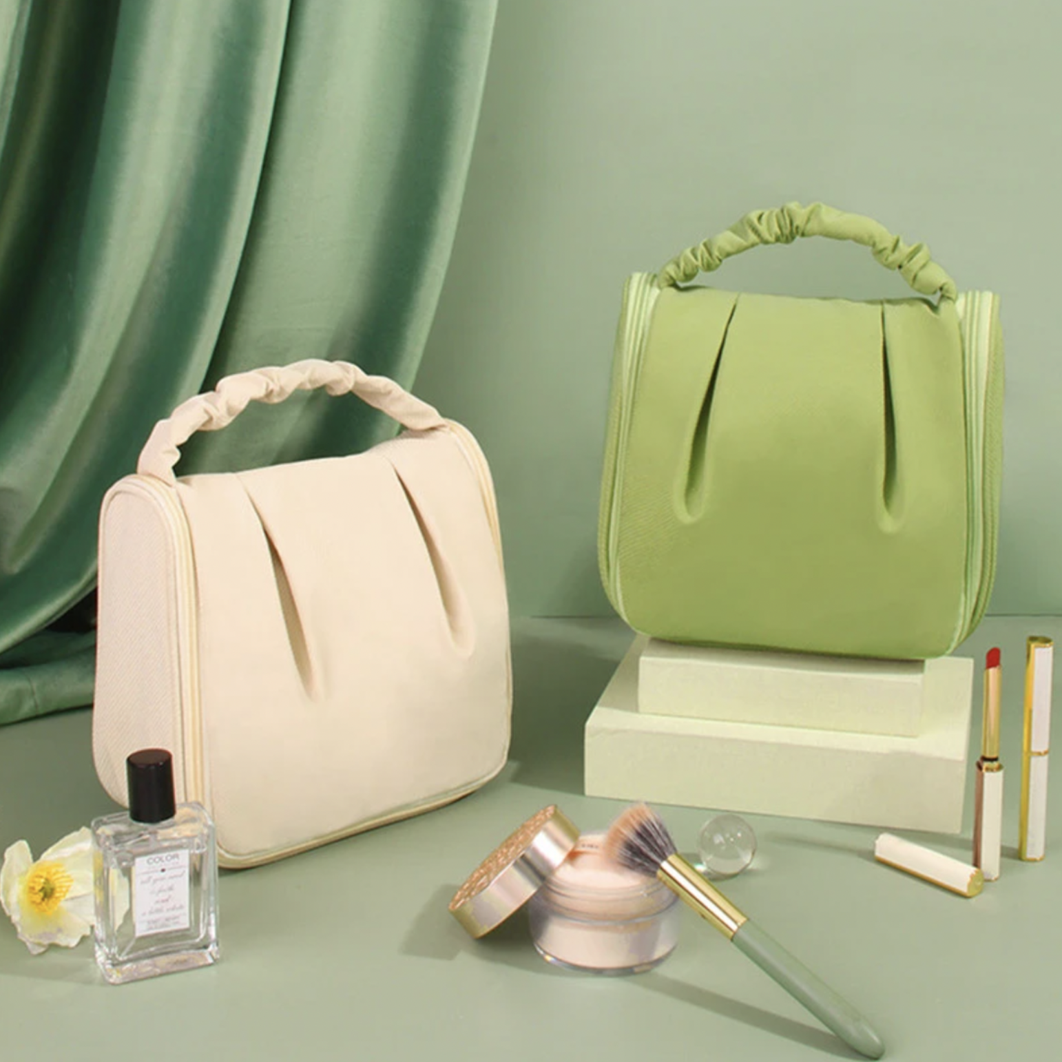 Styling illustration (not available in Green)