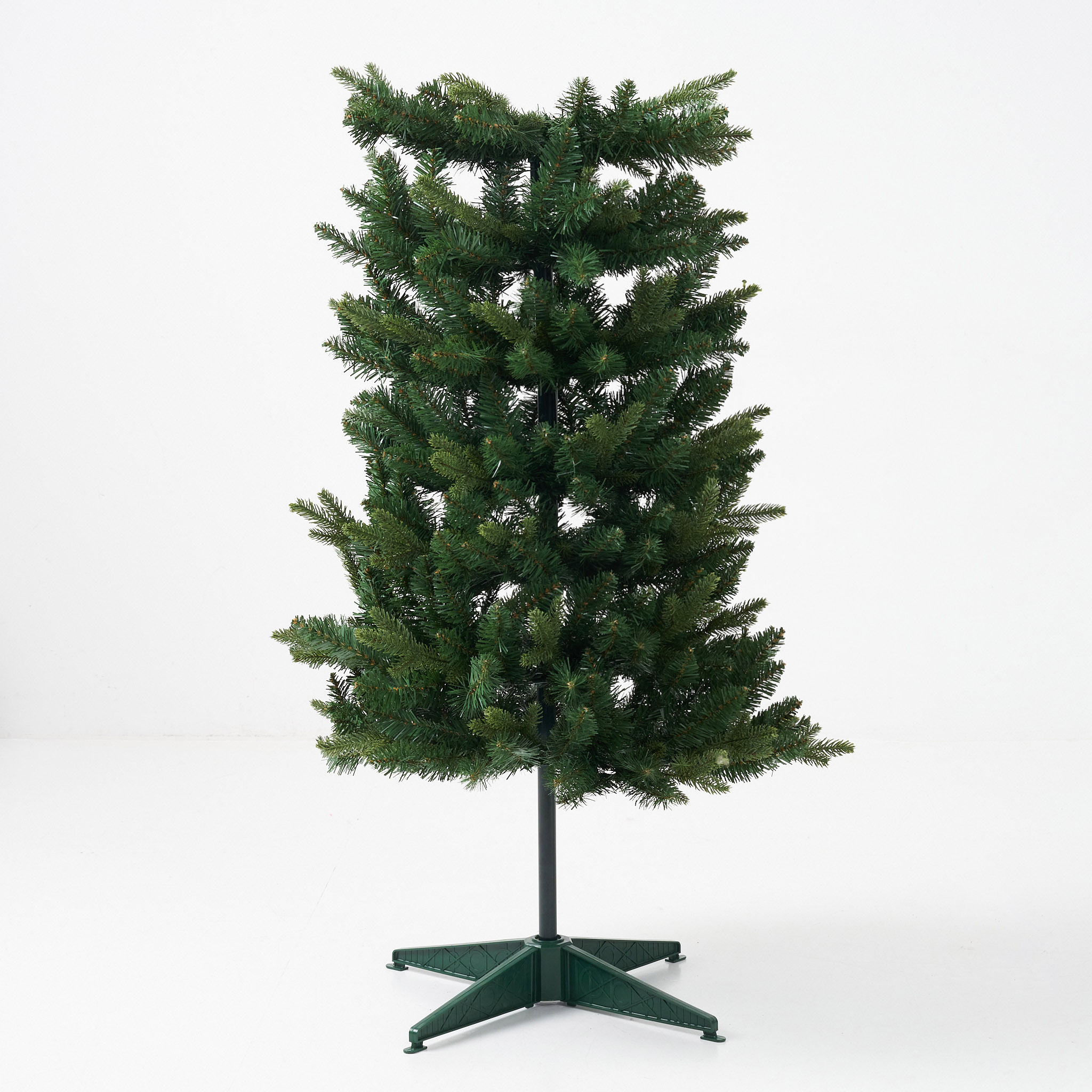 67% off on Luxurious Pop-Up Christmas Tree | OneDayOnly