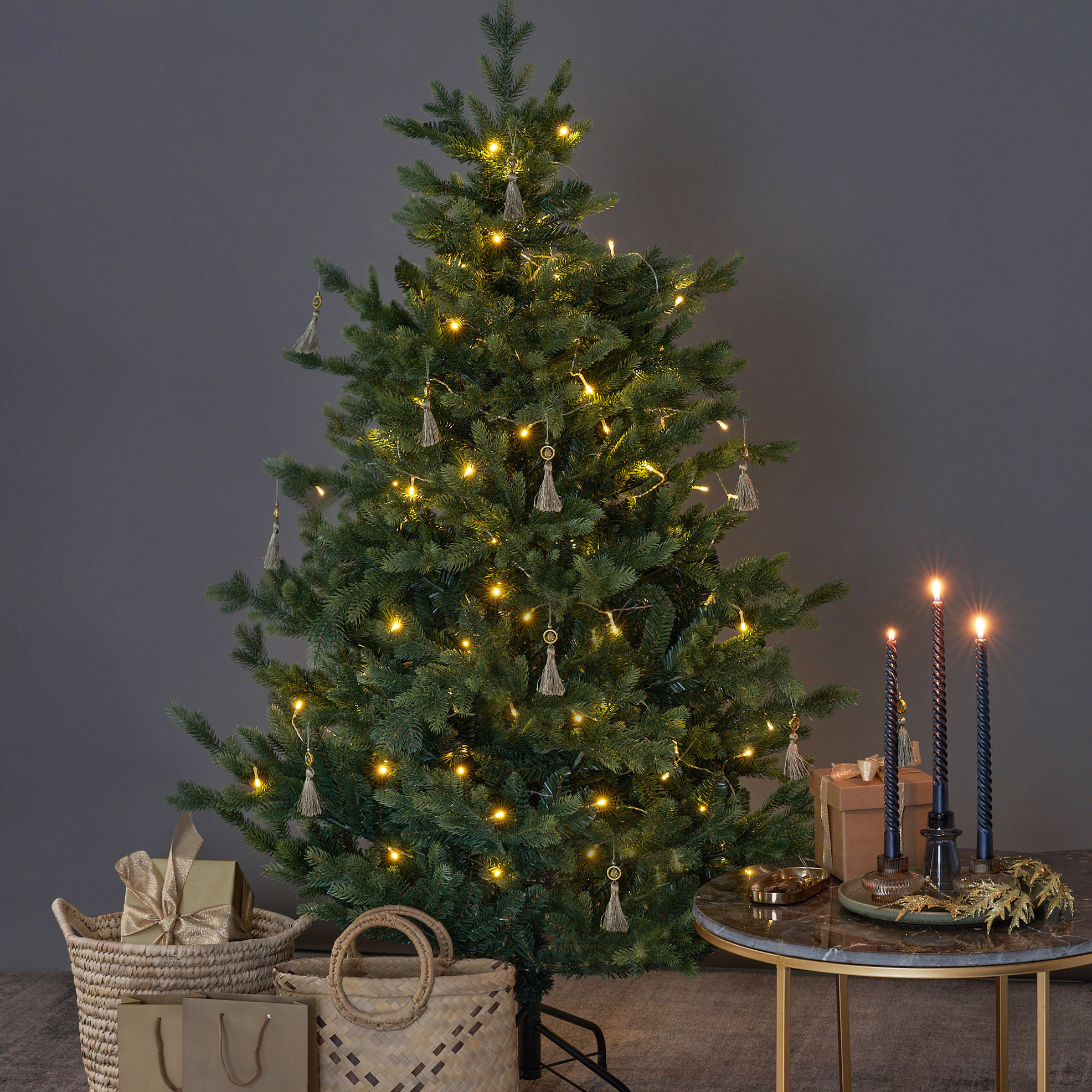 50% off on Luxe Spruce Christmas Tree | OneDayOnly