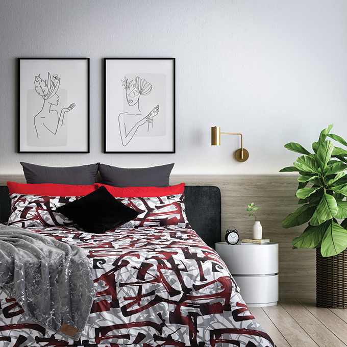 30% off on Le Intro Eros Comforter Set | OneDayOnly