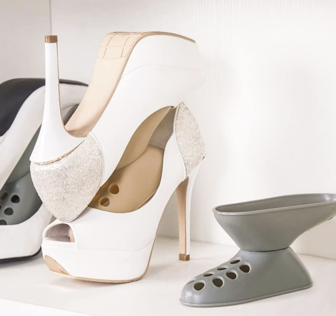 Functionality Illustration - Only available in Grey