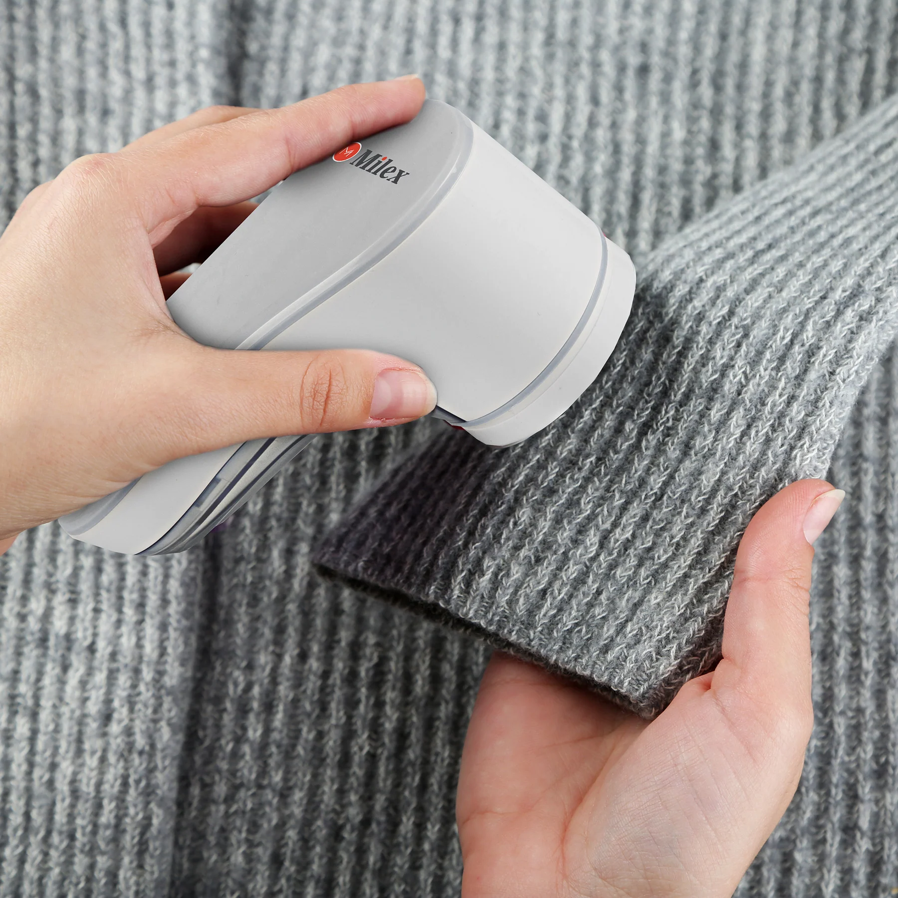 2x Electric Lint Removers (Model: MLR001)