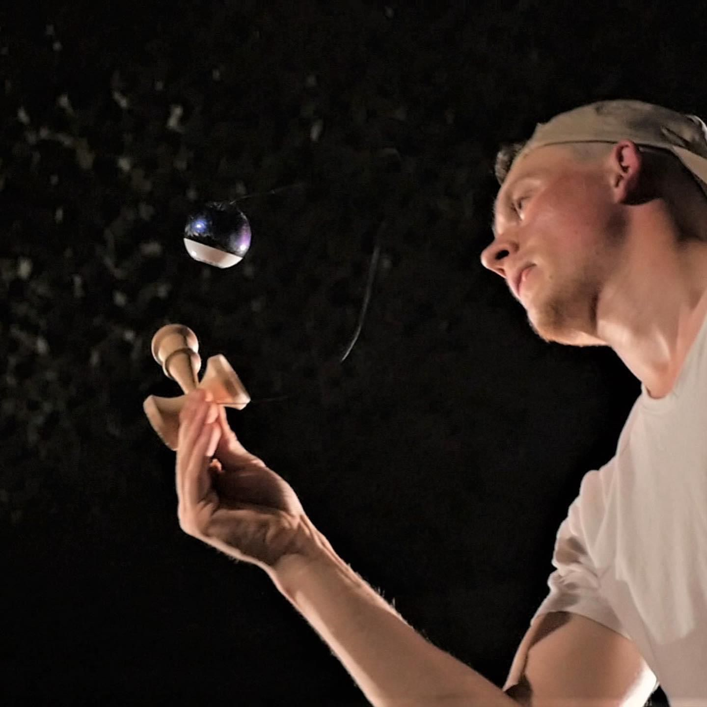 30% off on Krom Kendama Japanese Skill Toy | OneDayOnly