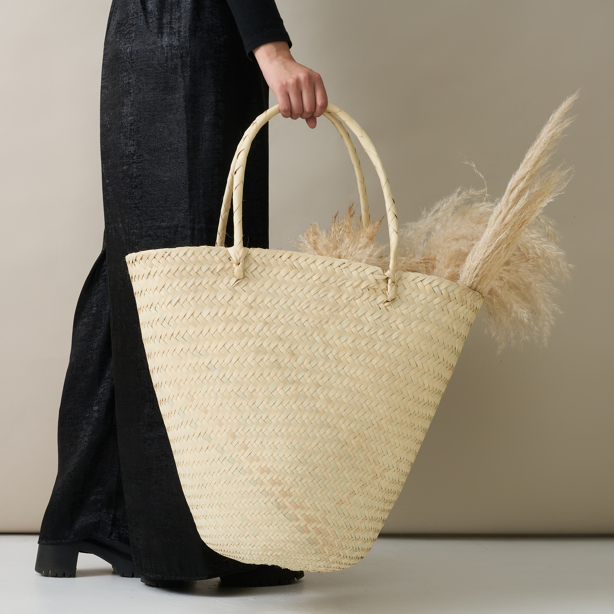 Ilala Palm Tote Basket With Handles