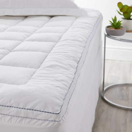 230 Thread Count Micro Fibre Mattress Topper with Satin Piping