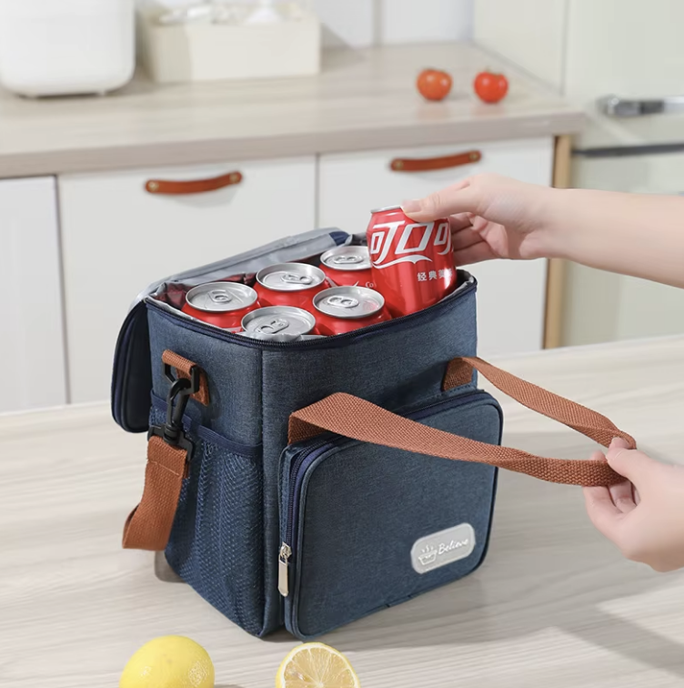 38% off on Lunch Lovely 2x Insulated Lunch Bags | OneDayOnly