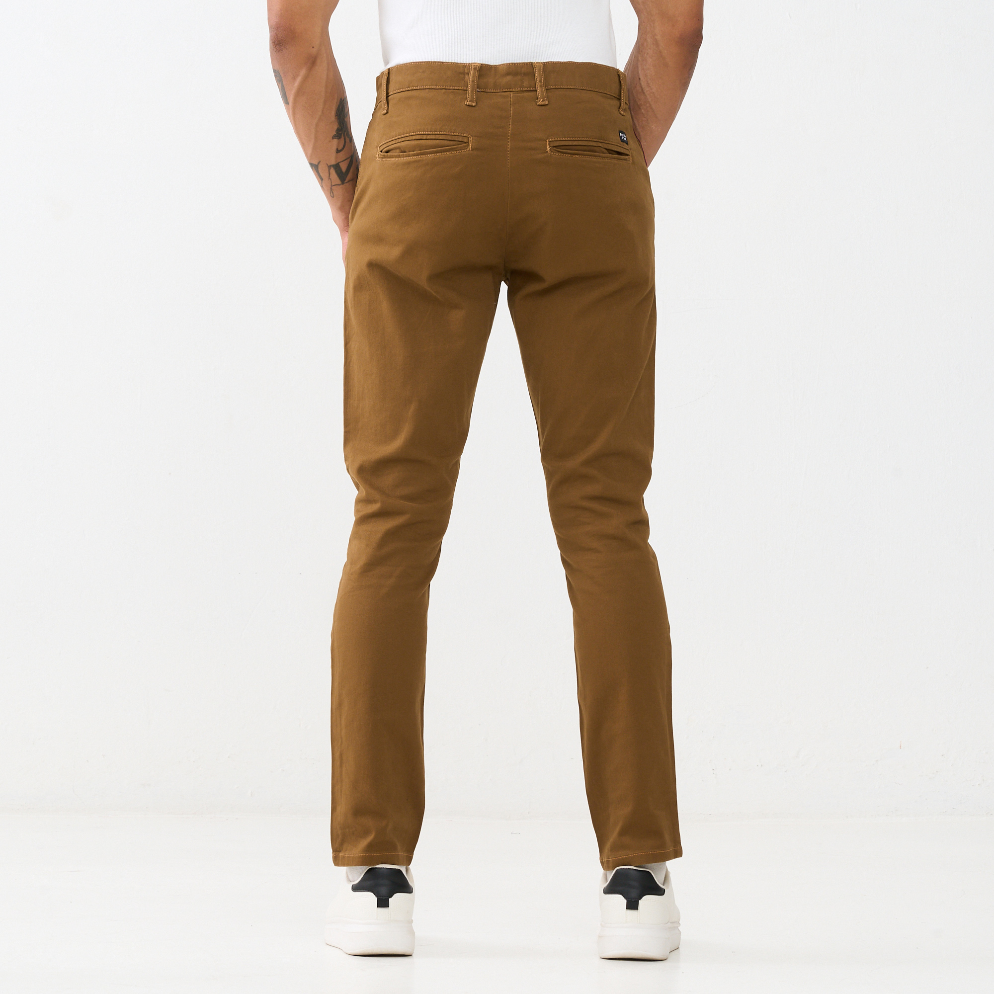 50% off on Unlabelled Men's Chino Pants | OneDayOnly