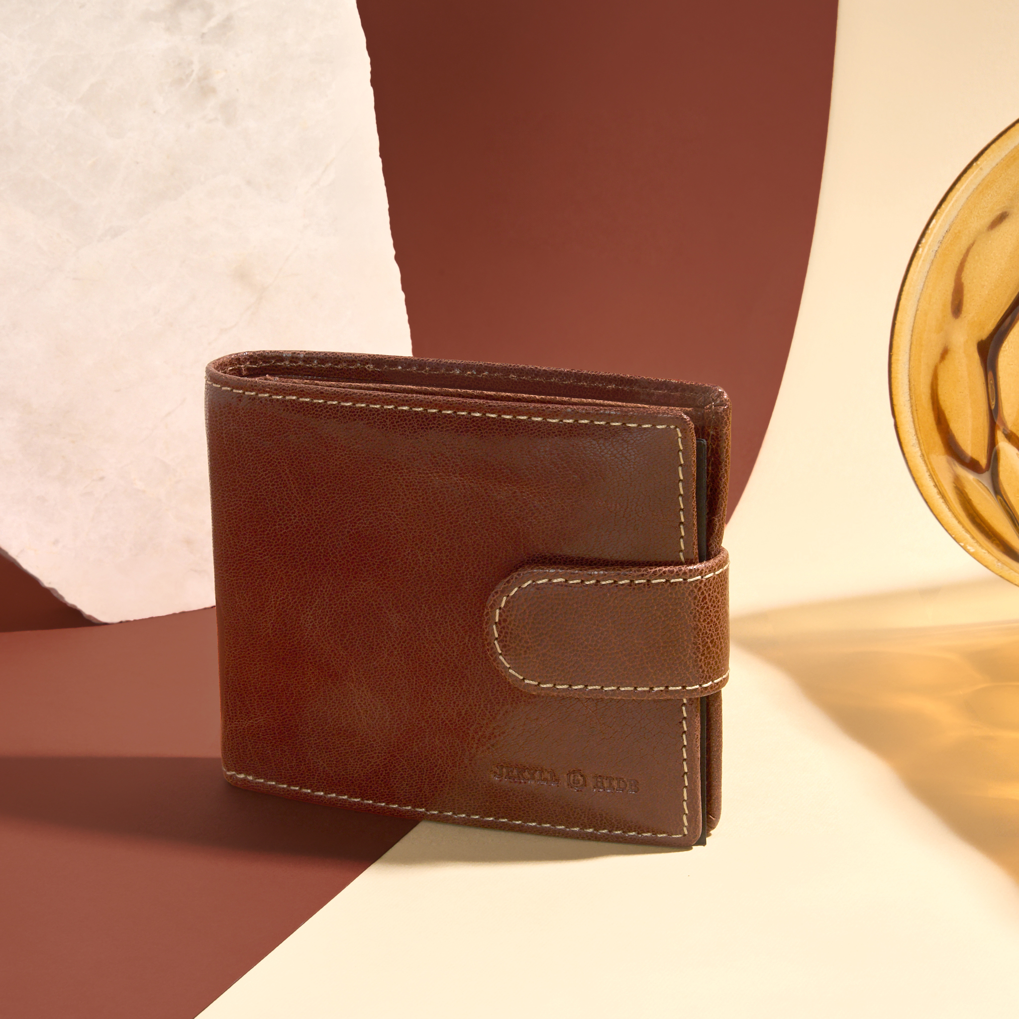 Billfold Wallet Coin & Tab Closure