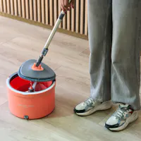 360° Spin Mop and 2-Chamber Bucket with 2x Mop Pads