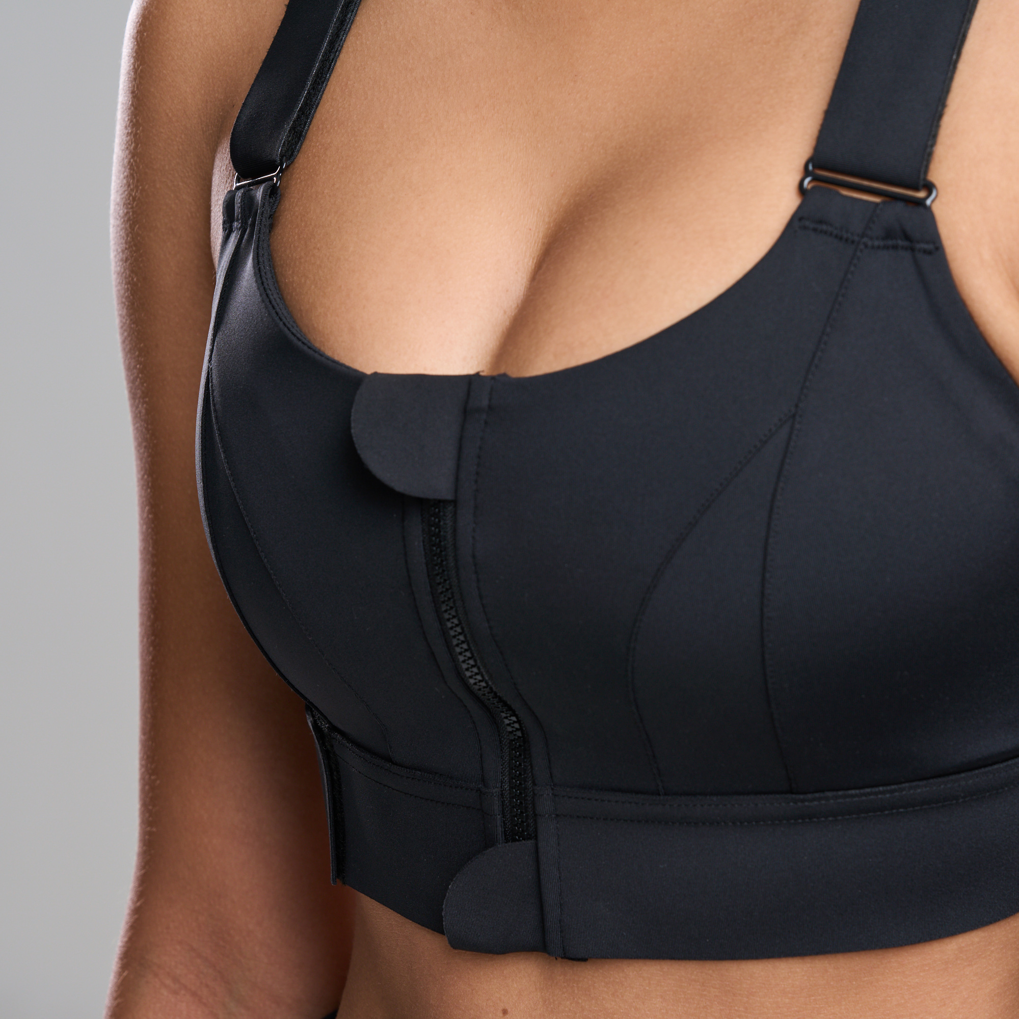 45% off on Ladies Adjustable Shock Absorbing Bra | OneDayOnly