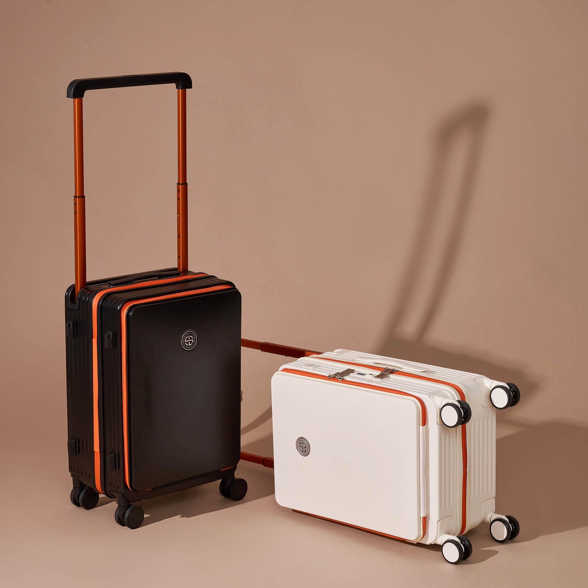 37% off on Executive Cabin Suitcase | OneDayOnly