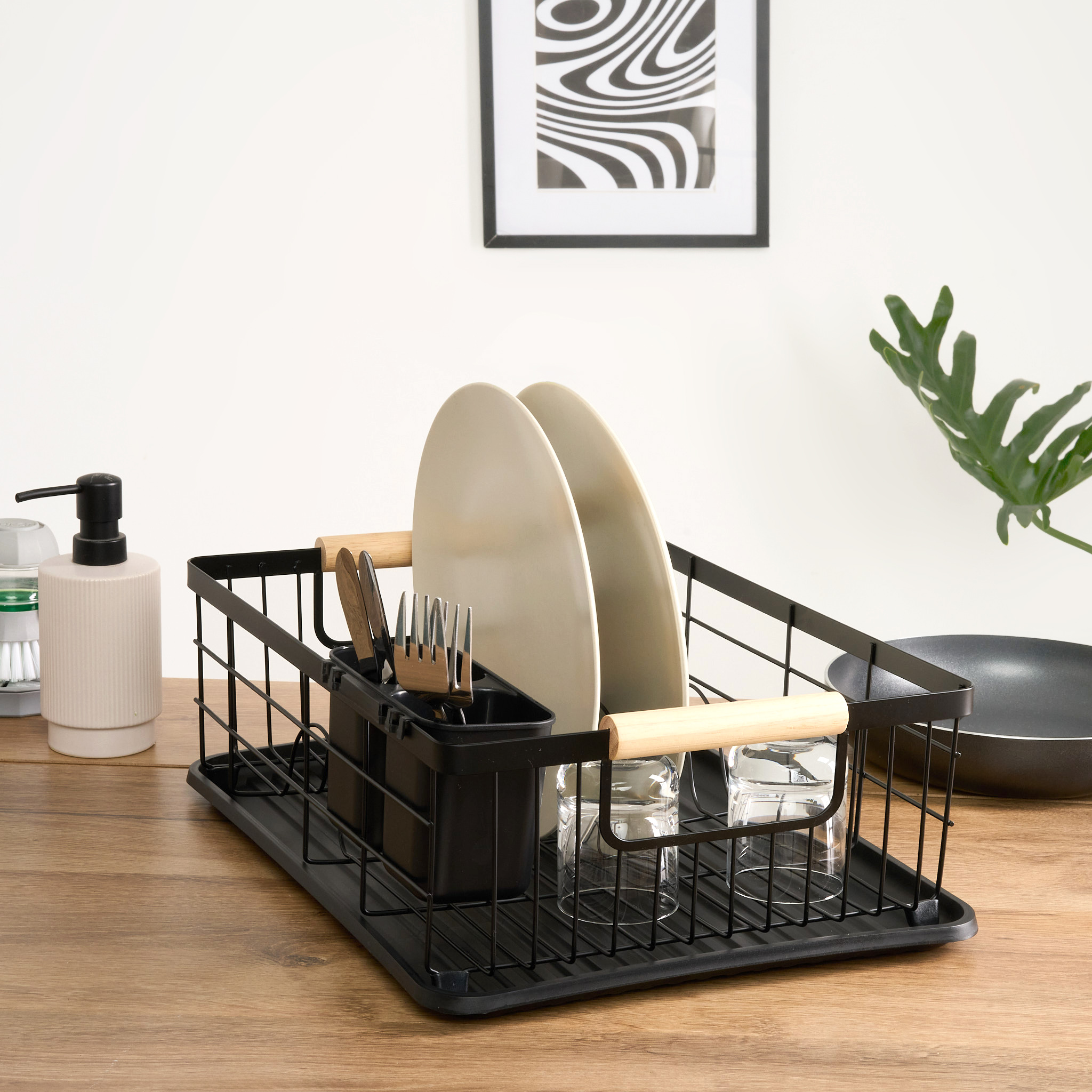 Functionality Illustration (Accessories not included)