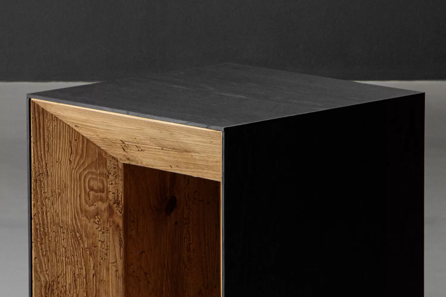 20% off on Cordoba Oak Wood Side Table | OneDayOnly