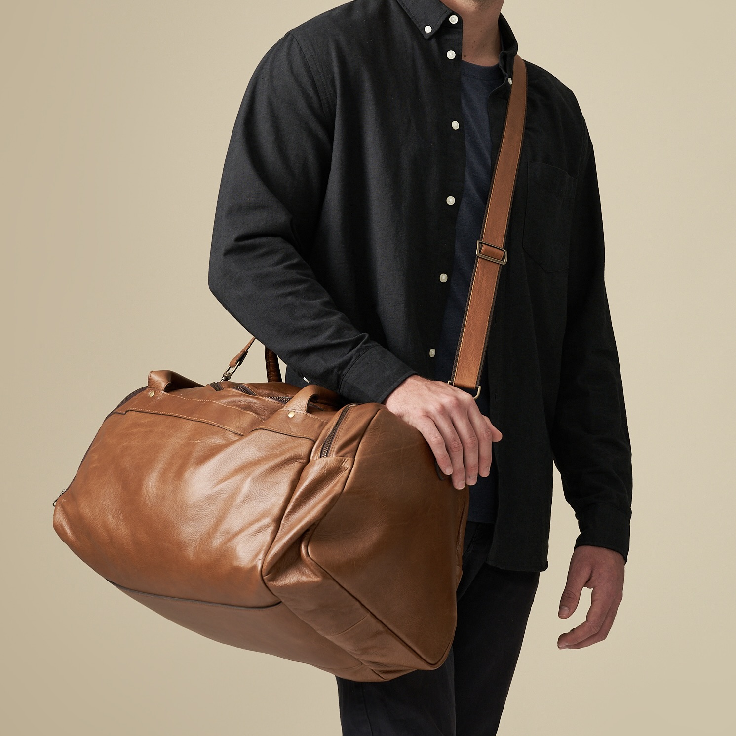 Genuine Leather Weekender Duffel Bag with Waterproof Lining & Sneaker Compartment