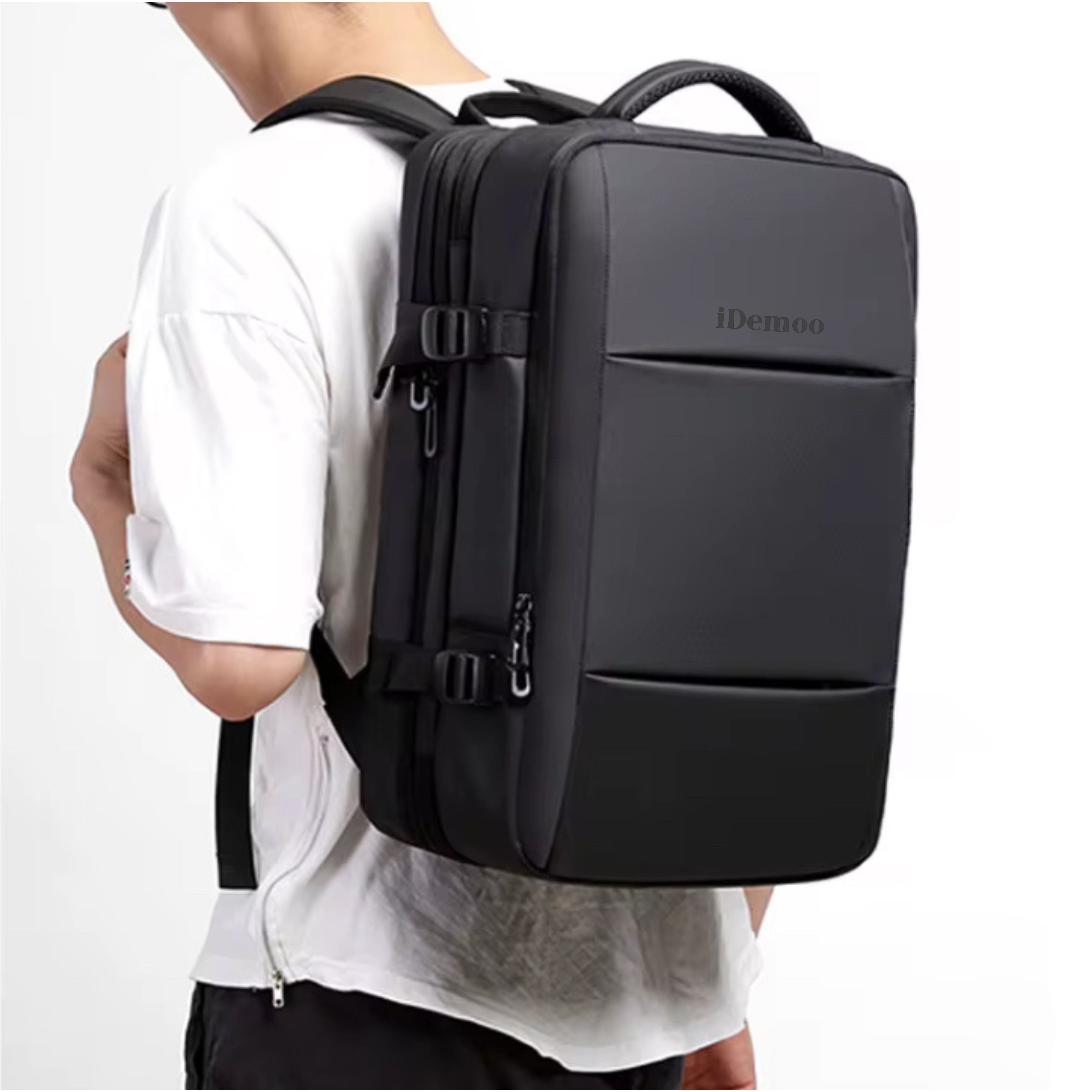 Oslo Expandable 16 Inch Laptop Backpack with USB Charging