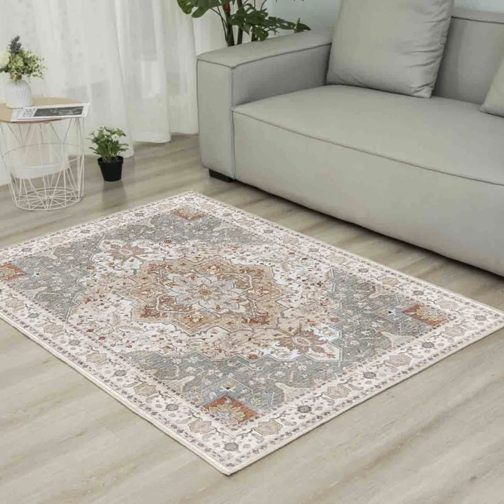 Lily Classic Revival Rug