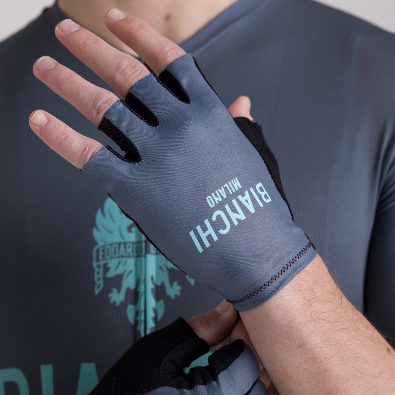Unisex Fingerless Cycling Gloves