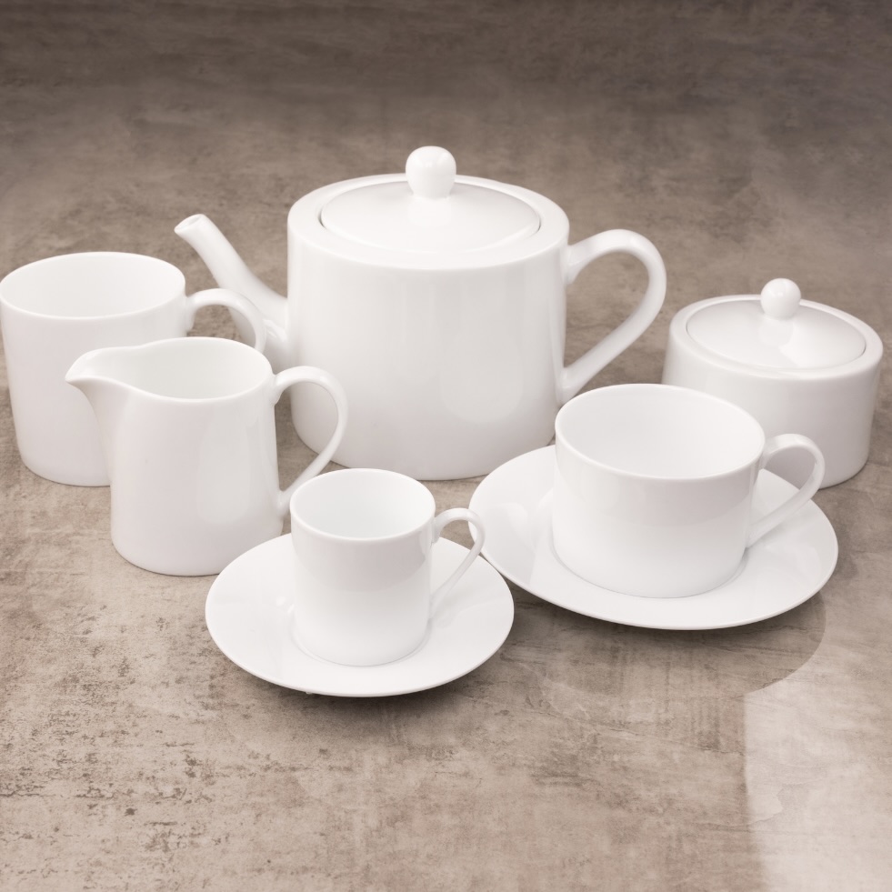 4x Espresso Cups and Saucers
