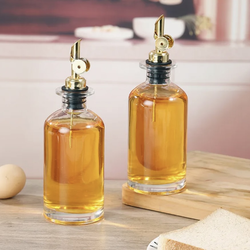 2x Glass Oil and Vinegar Dispensers