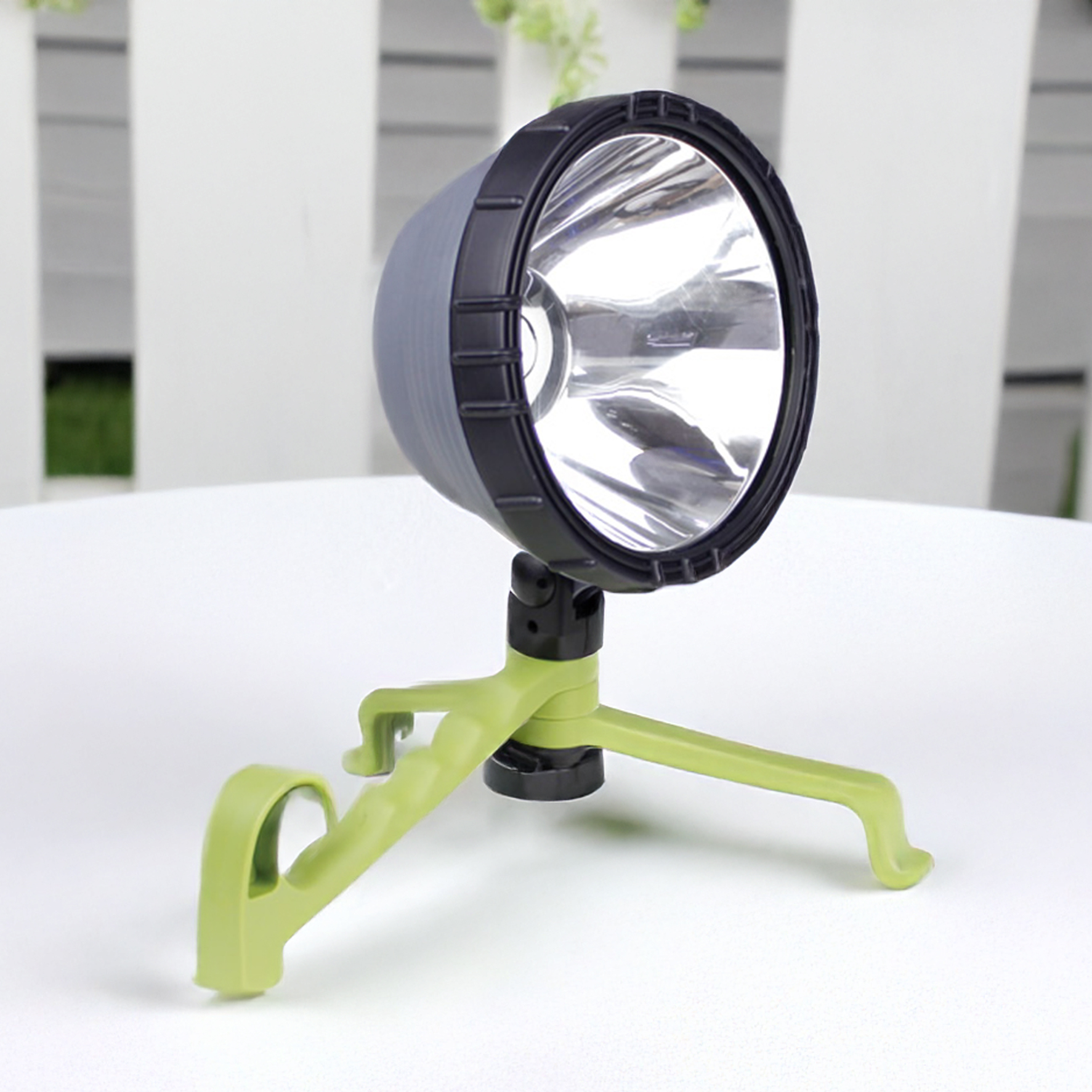 38% off on 10W LED Torch with Car Plug | OneDayOnly