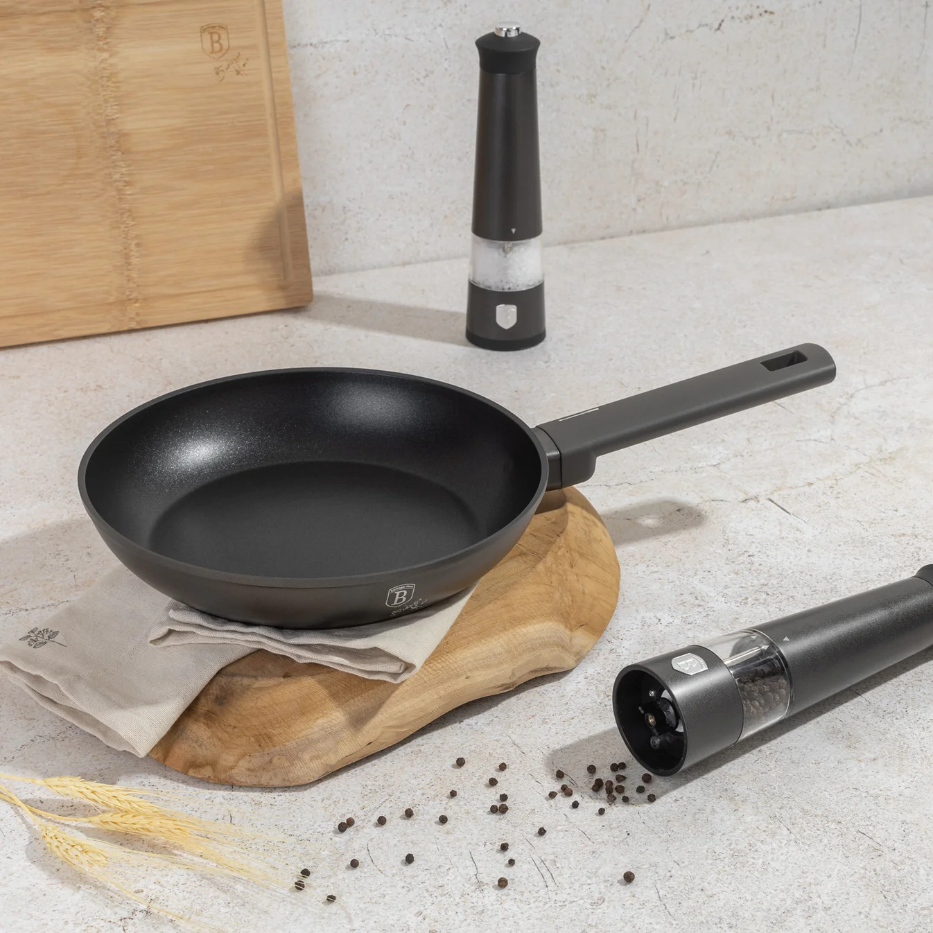 28cm Titan Pro Non-Stick Frypan