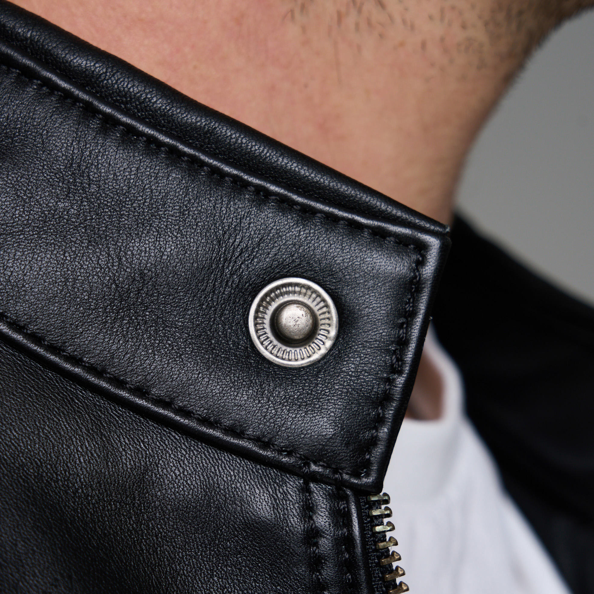 38% off on Men's Leather Sutherland Jacket | OneDayOnly