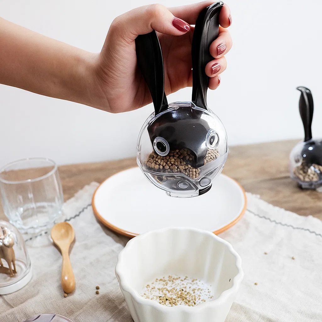 One-Handed Squeeze Salt and Pepper Grinder
