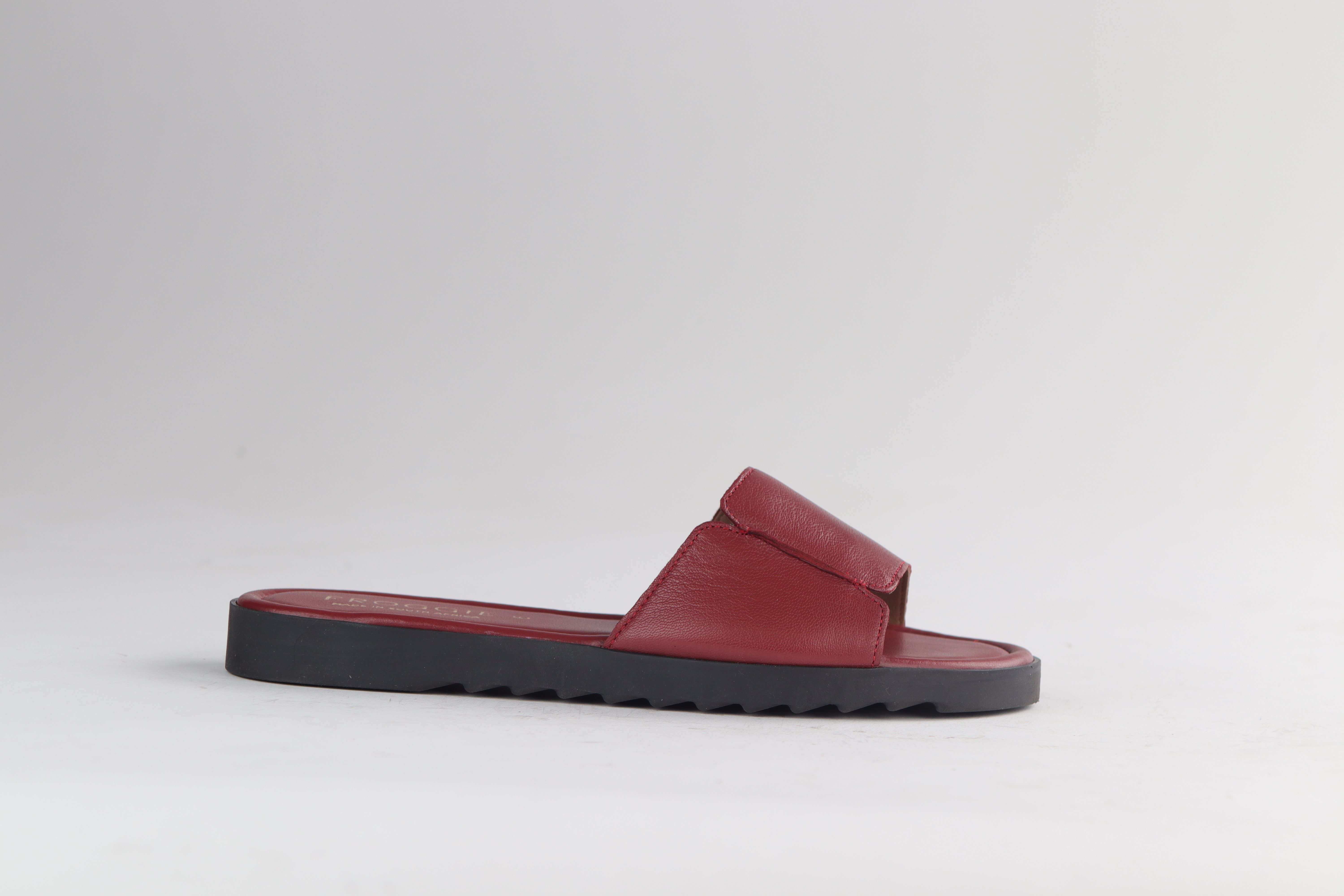 R100 off on Froggie Ladies Flat Mule Sandals | OneDayOnly