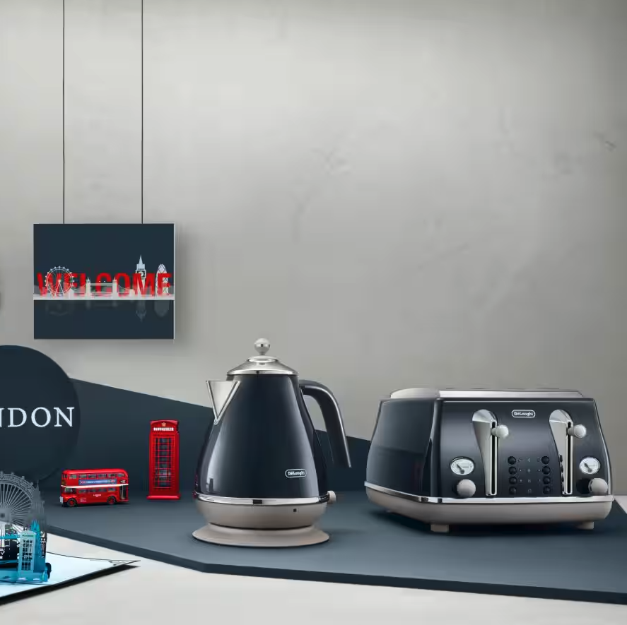 62% off on Icona Capitals London Blue Kettle Toaster Set