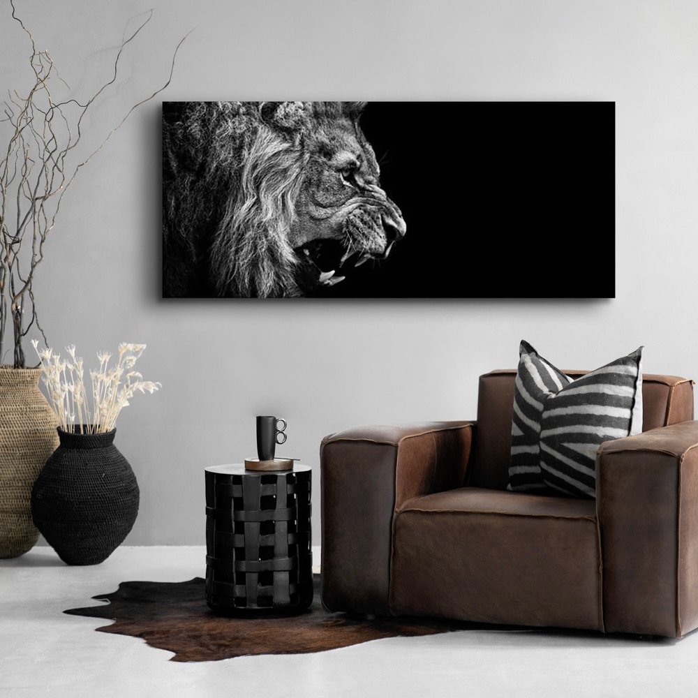 Lion Roars Canvas