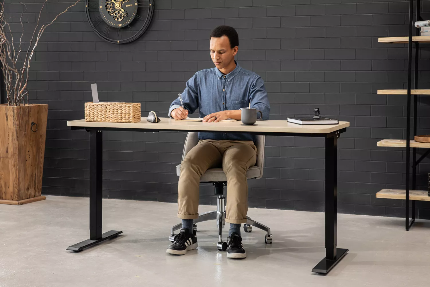 R500 off on Axon 1.6m Standing Desk | OneDayOnly