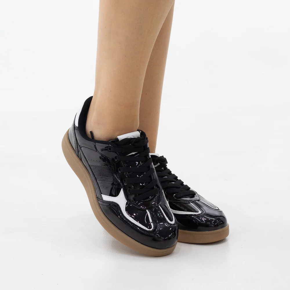 Ladies Gala Low V2 Lace-Up Sneakers
