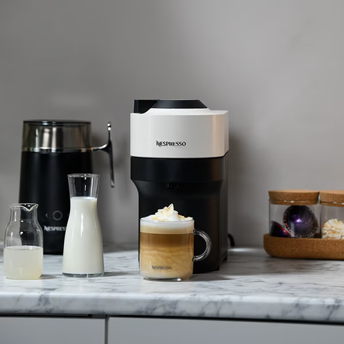 Vertuo POP Coffee Machine with Terracota Travel Mug