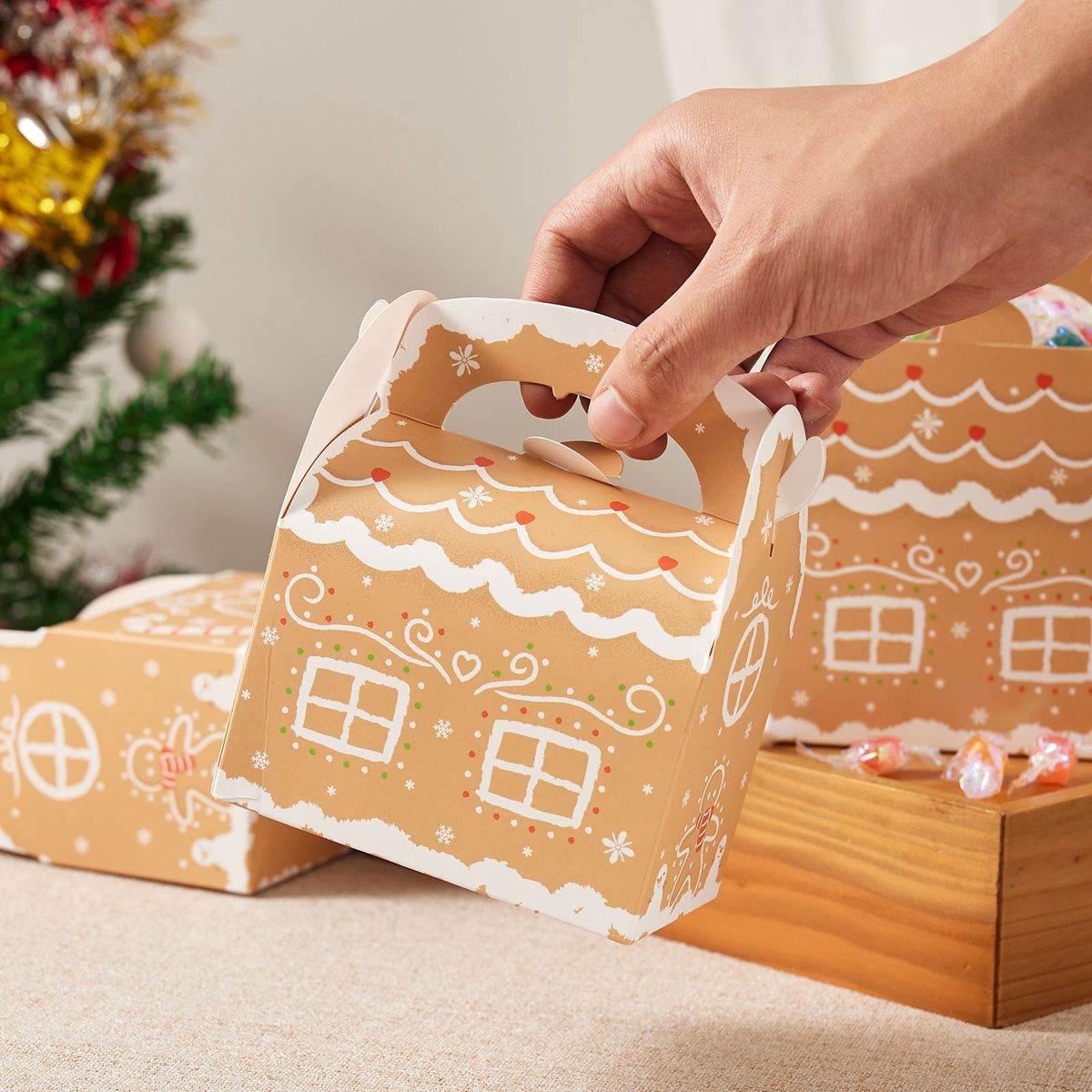 16x Christmas Party Treat and Gift Boxes