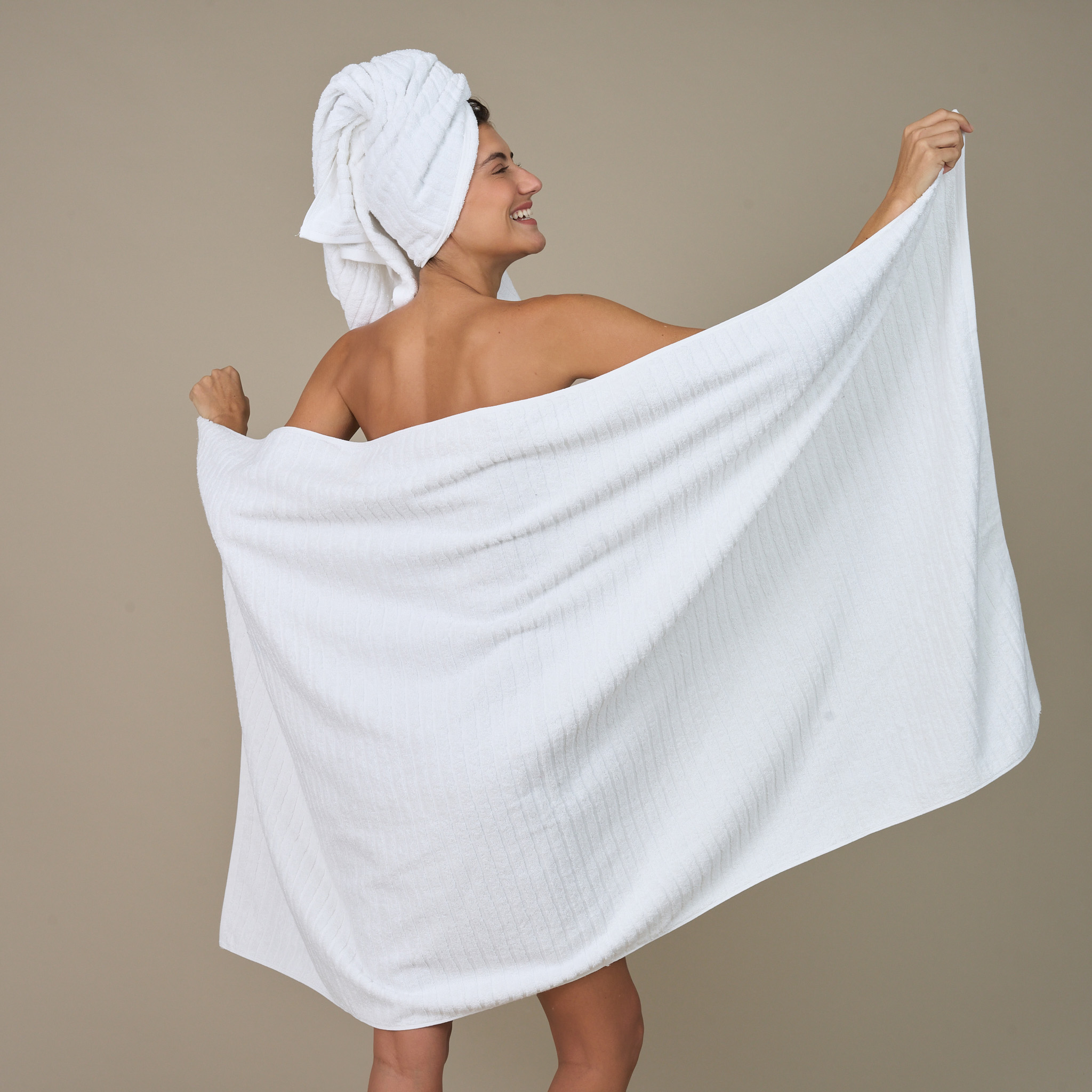 2x 600gsm Ribbed Ringspun Cotton Towels