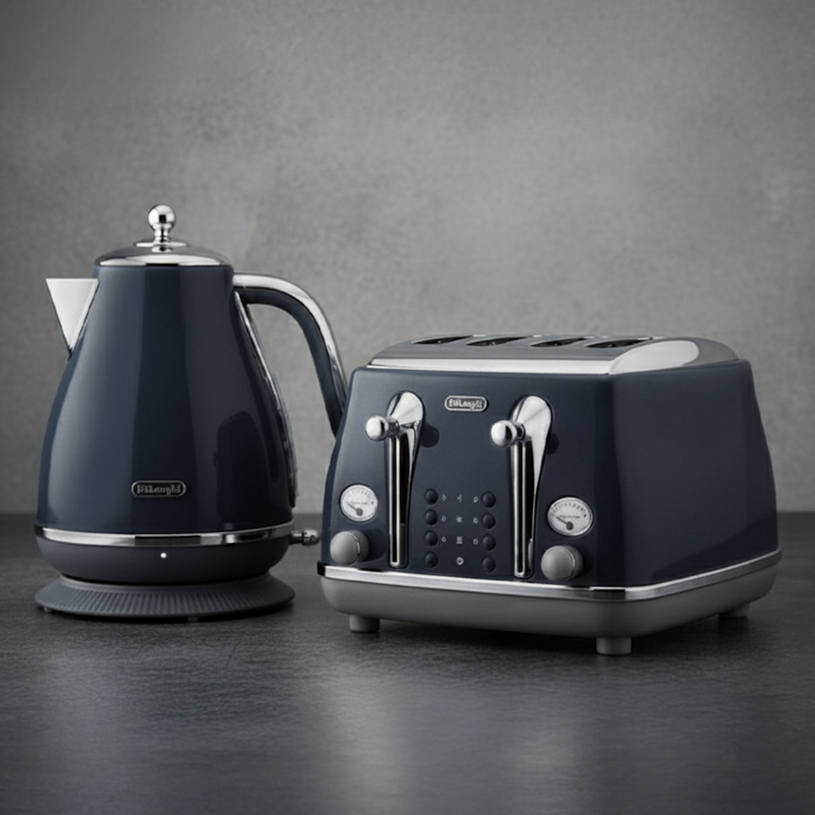 57% off on Icona Capitals Blue Kettle & Toaster Set | OneDayOnly