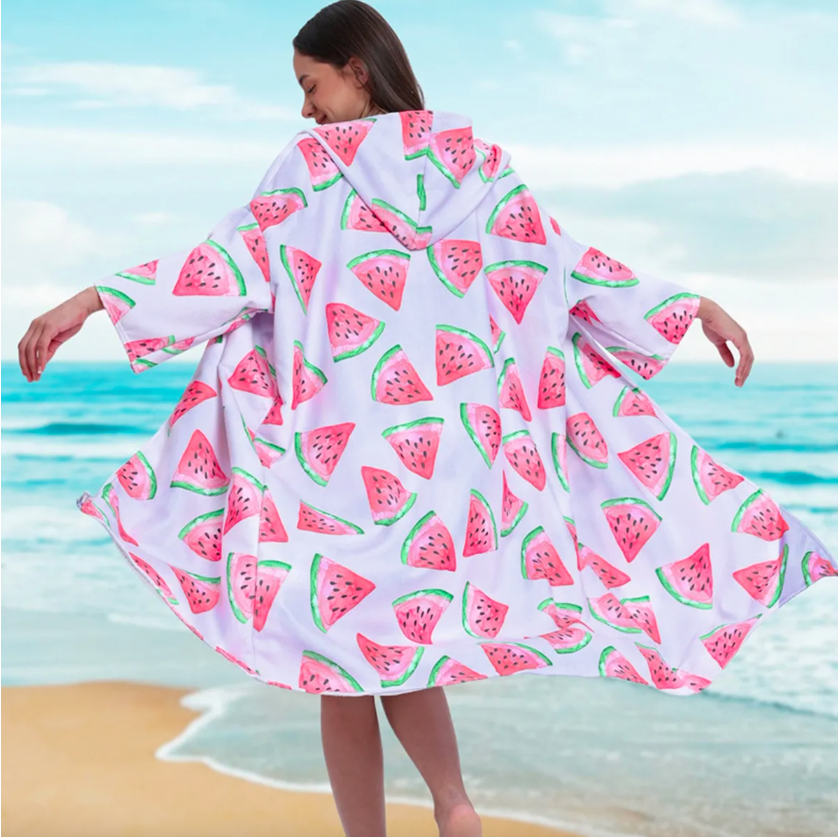 38% off on CoziWave Beach Hoodie Towel with Zip | OneDayOnly