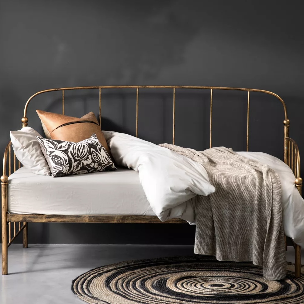 Classical Metal Day Bed