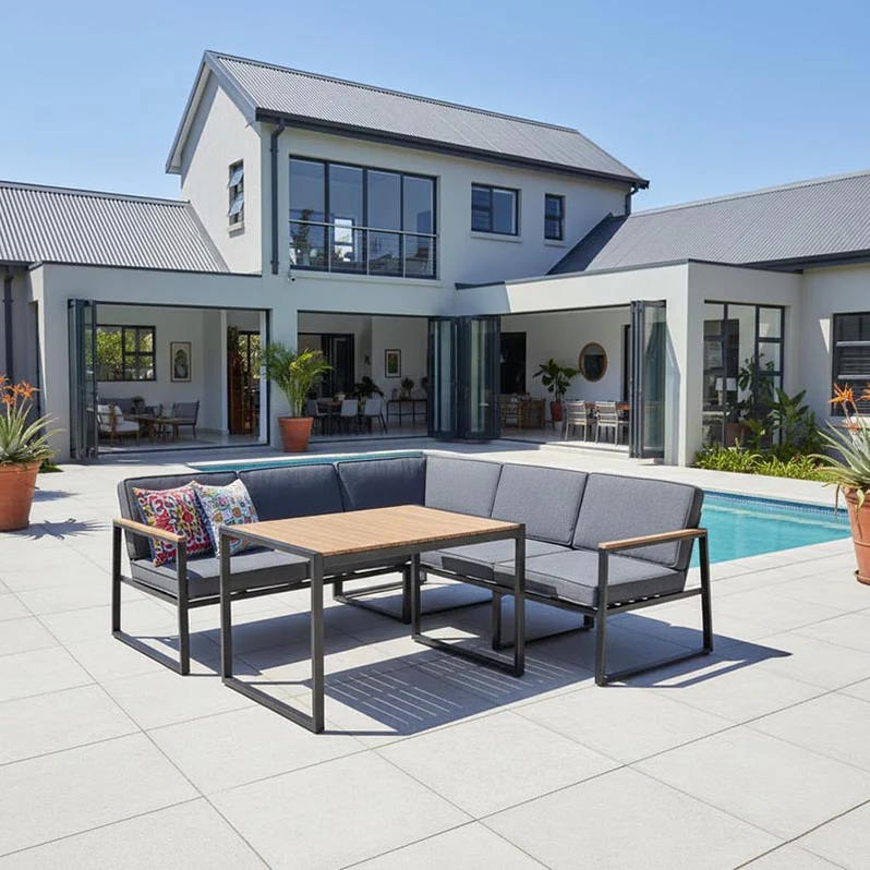 Hanna Outdoor Lounge Set