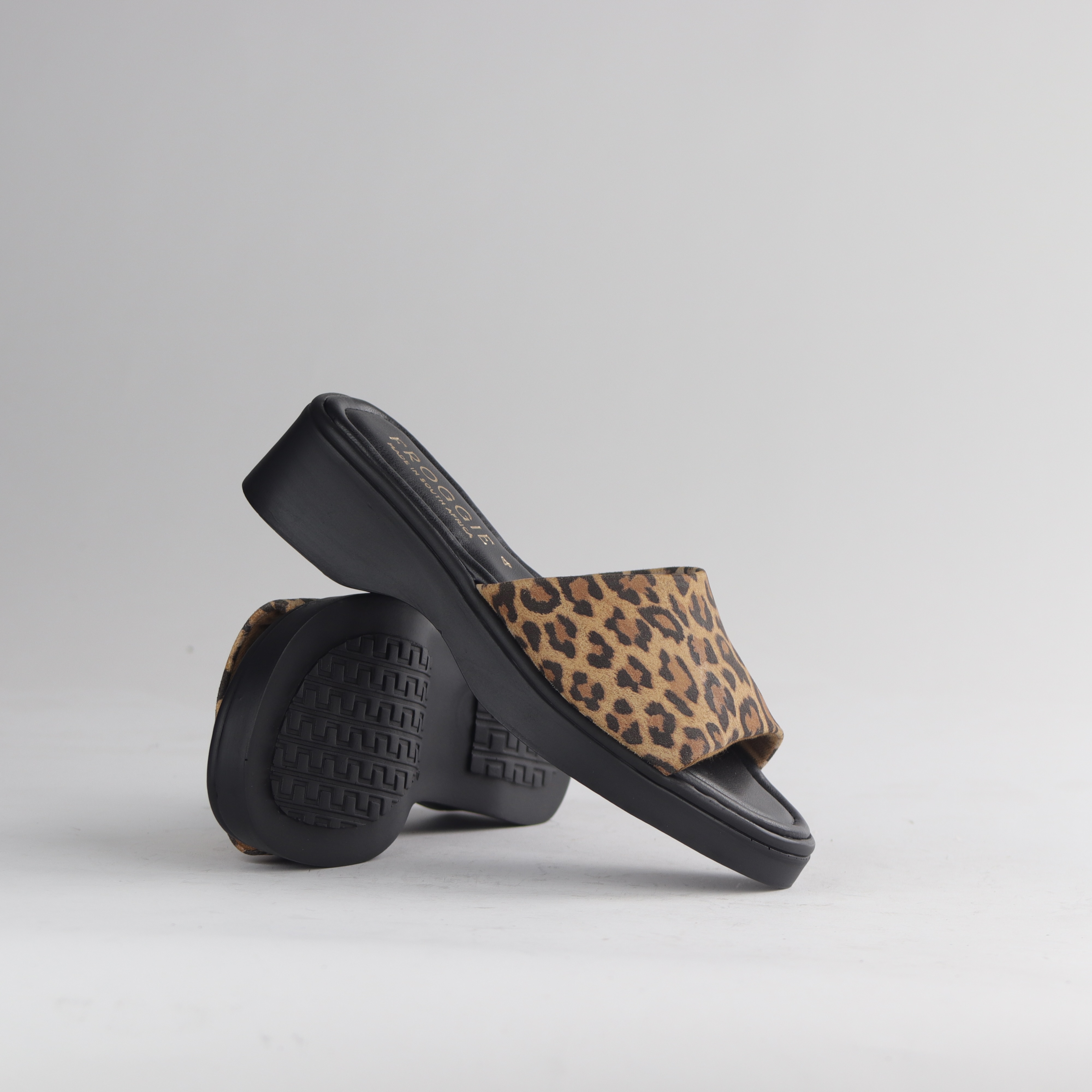 Ladies Genuine Leather Block Mule Sandals