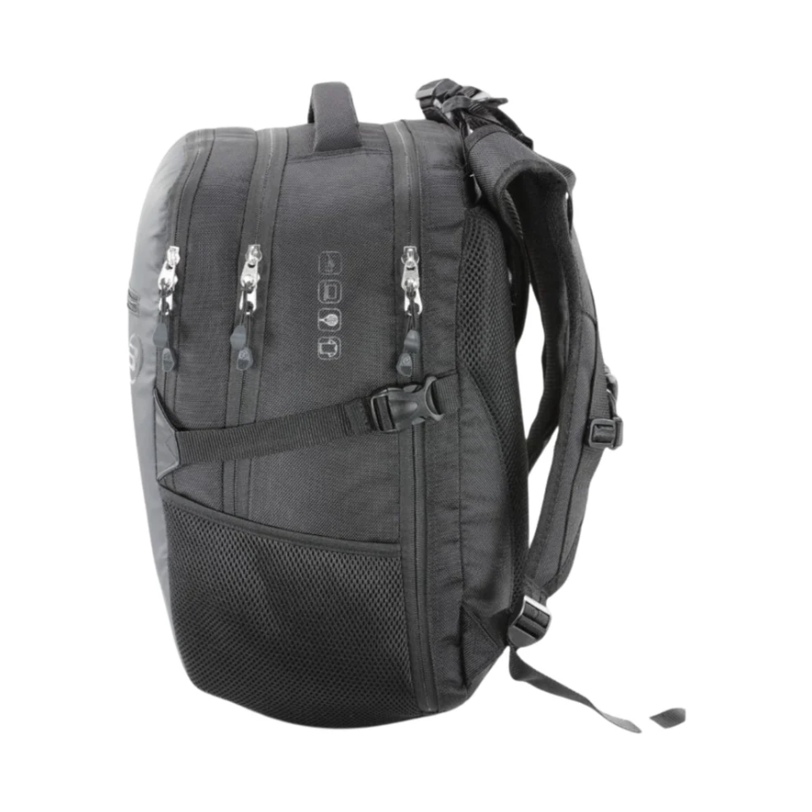 32% off on Bullpadel Technical Backpack | OneDayOnly