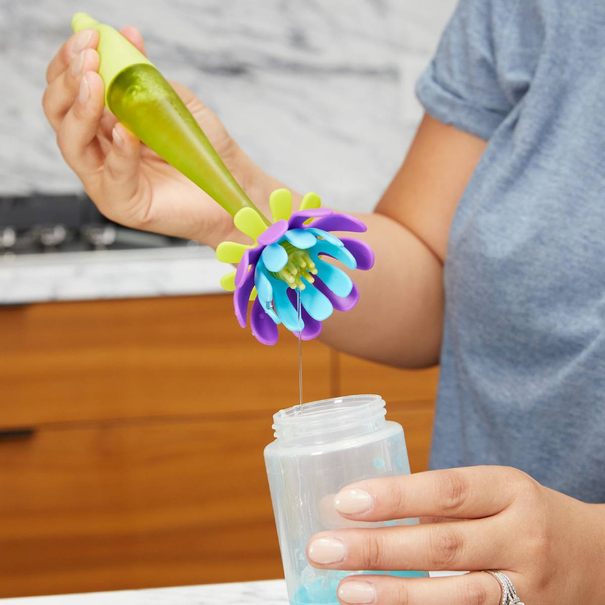 Forb-Silicone Bottle Brush