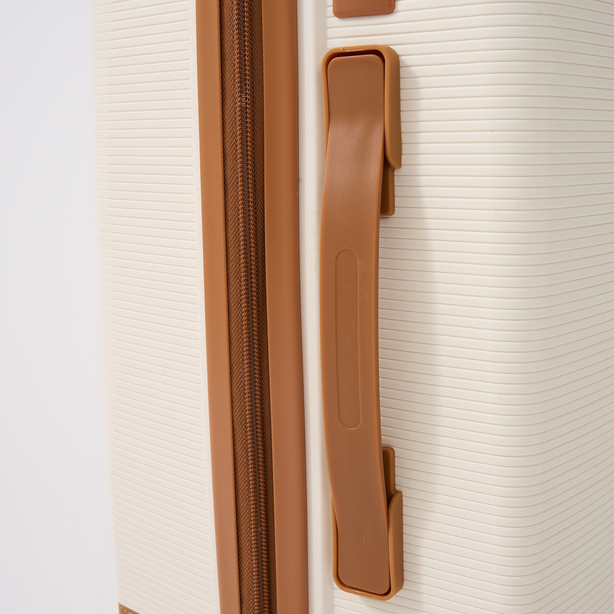 33% off on 3-Piece Hard Shell Luggage Set | OneDayOnly