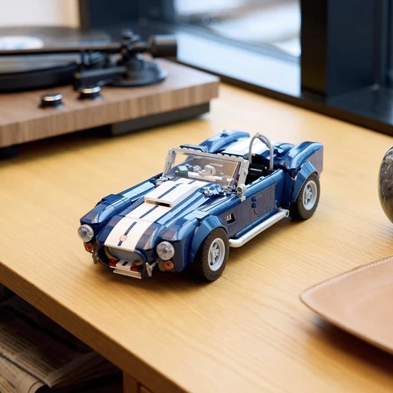 1241-Piece Shelby Cobra 427 SC