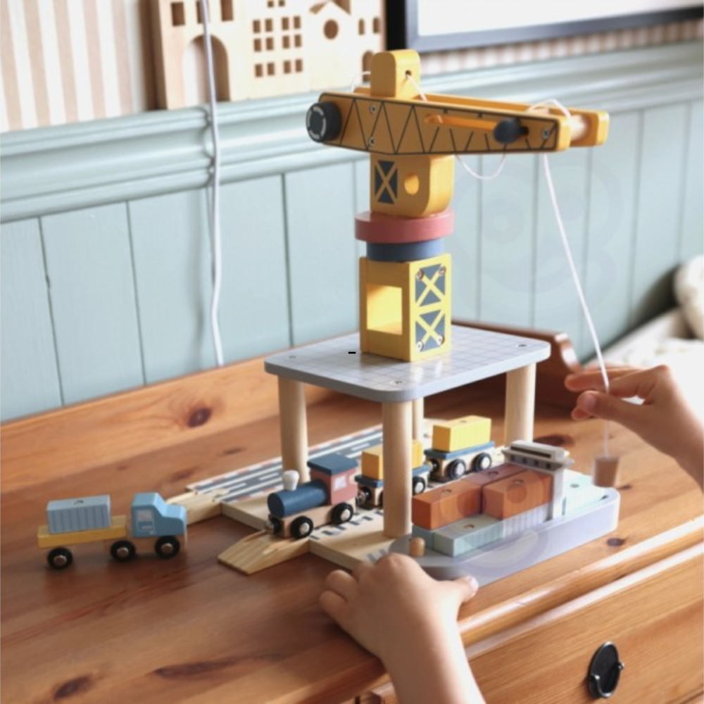 Pretend Play Port Crane Toy Set