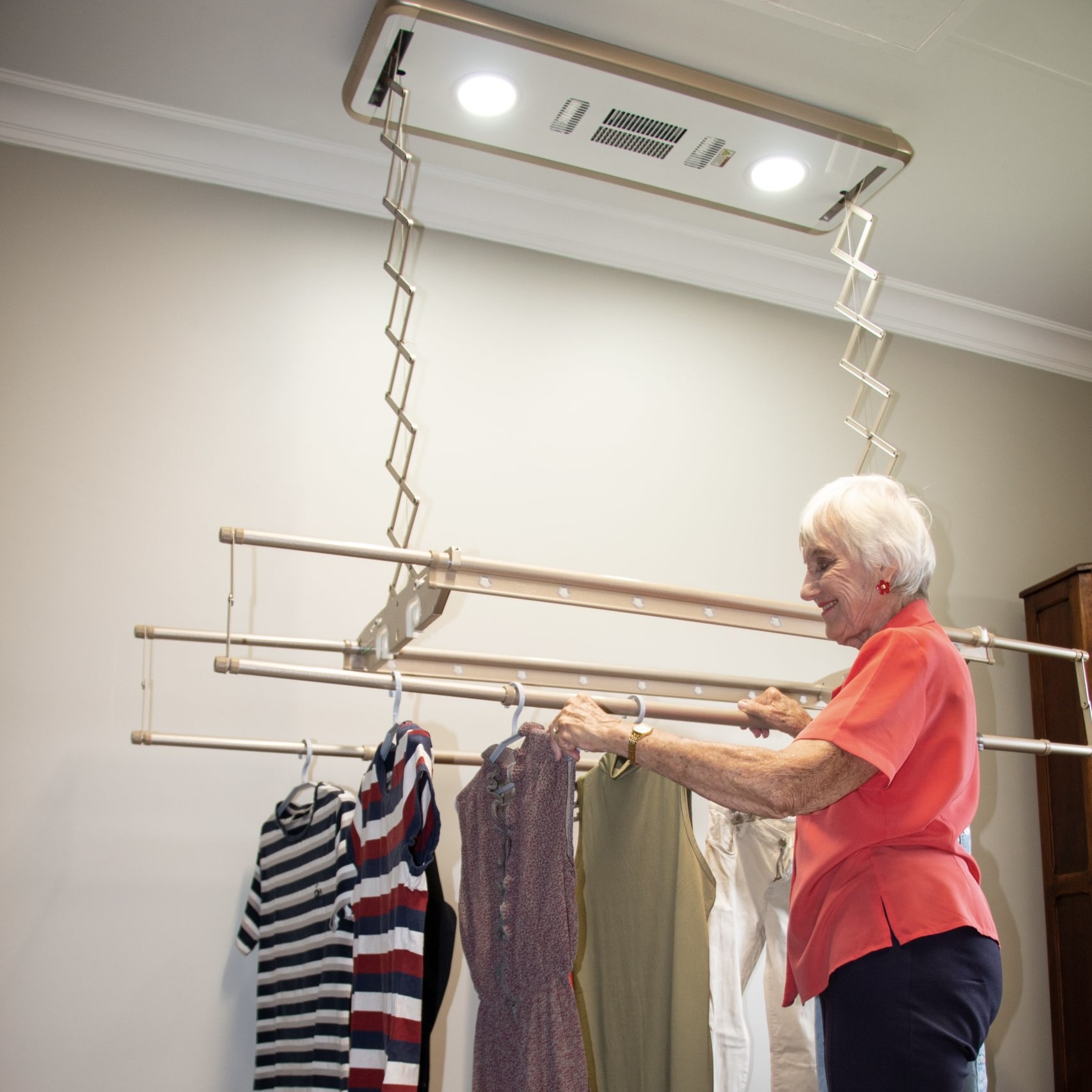 Retractable Ceiling Mounted Washing Line With Drying Function