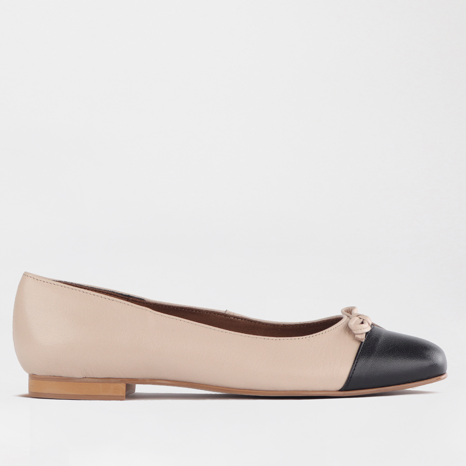 Ladies Genuine Leather Two-Tone Flat Pumps