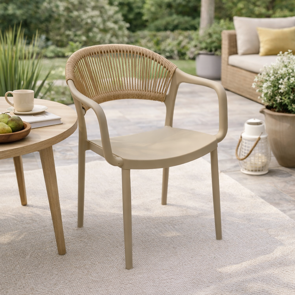 4x Indoor or Outdoor Rope Dining Chairs